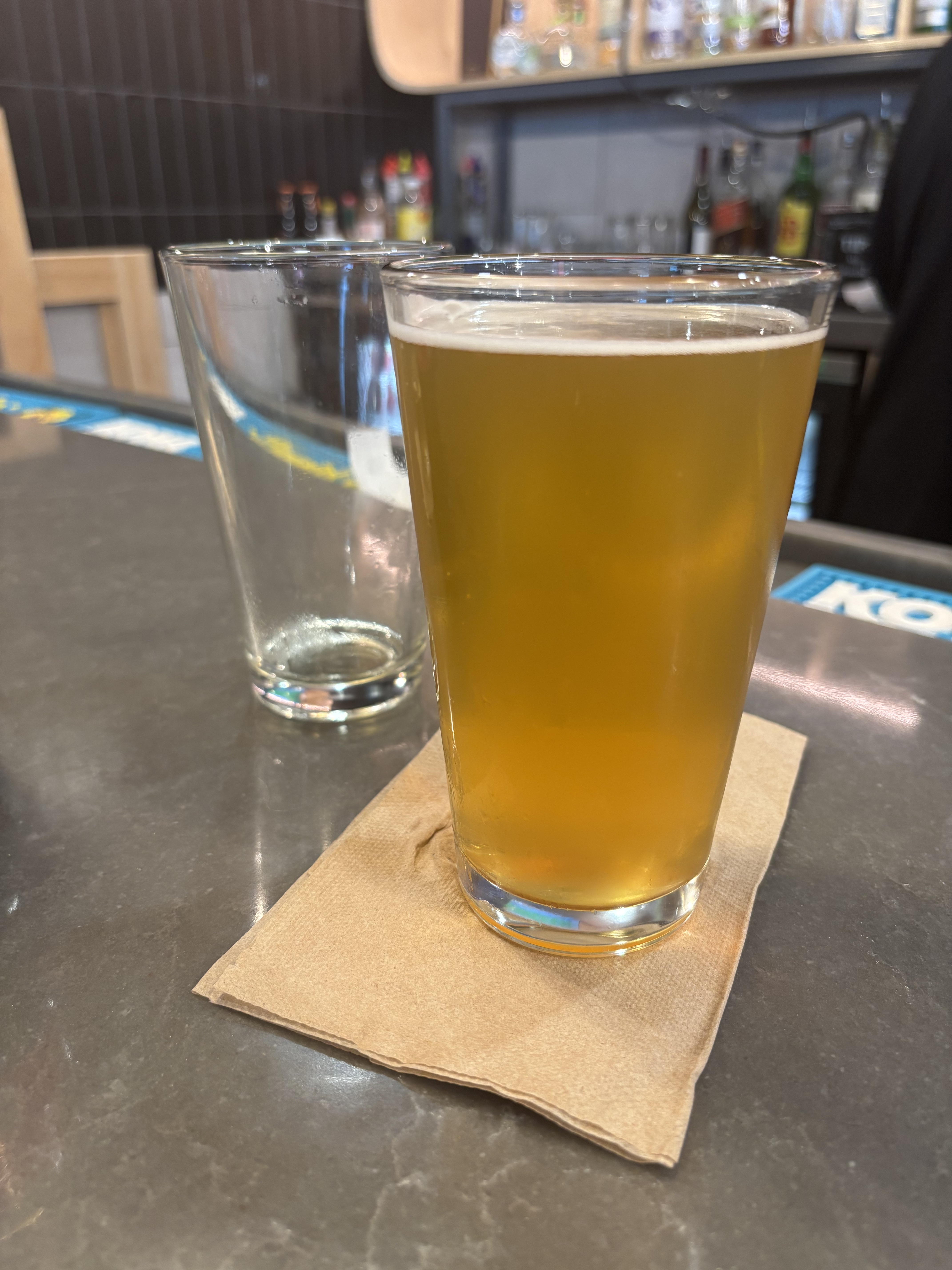 Beach Bum (1/2 Kona Big Wave, 1/2 Golden Road Mango Cart)